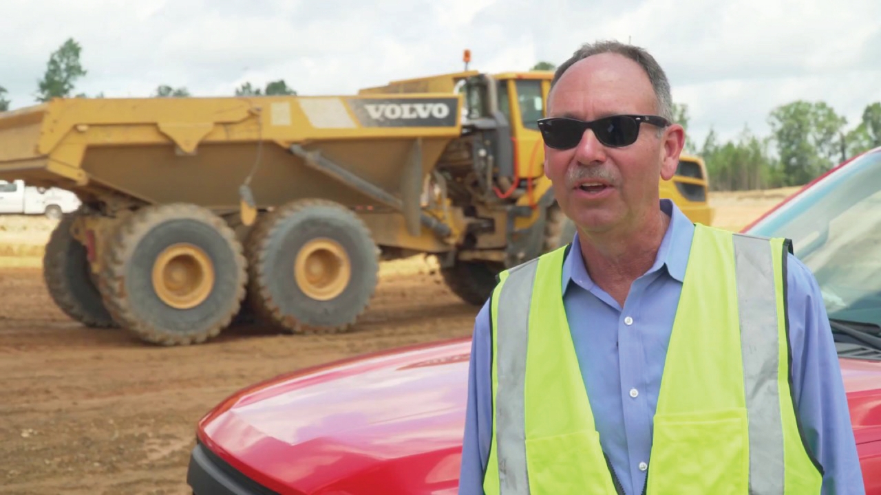 BUILDING & EARTH ENGINEERS - CONSTRUCTION CHANNEL